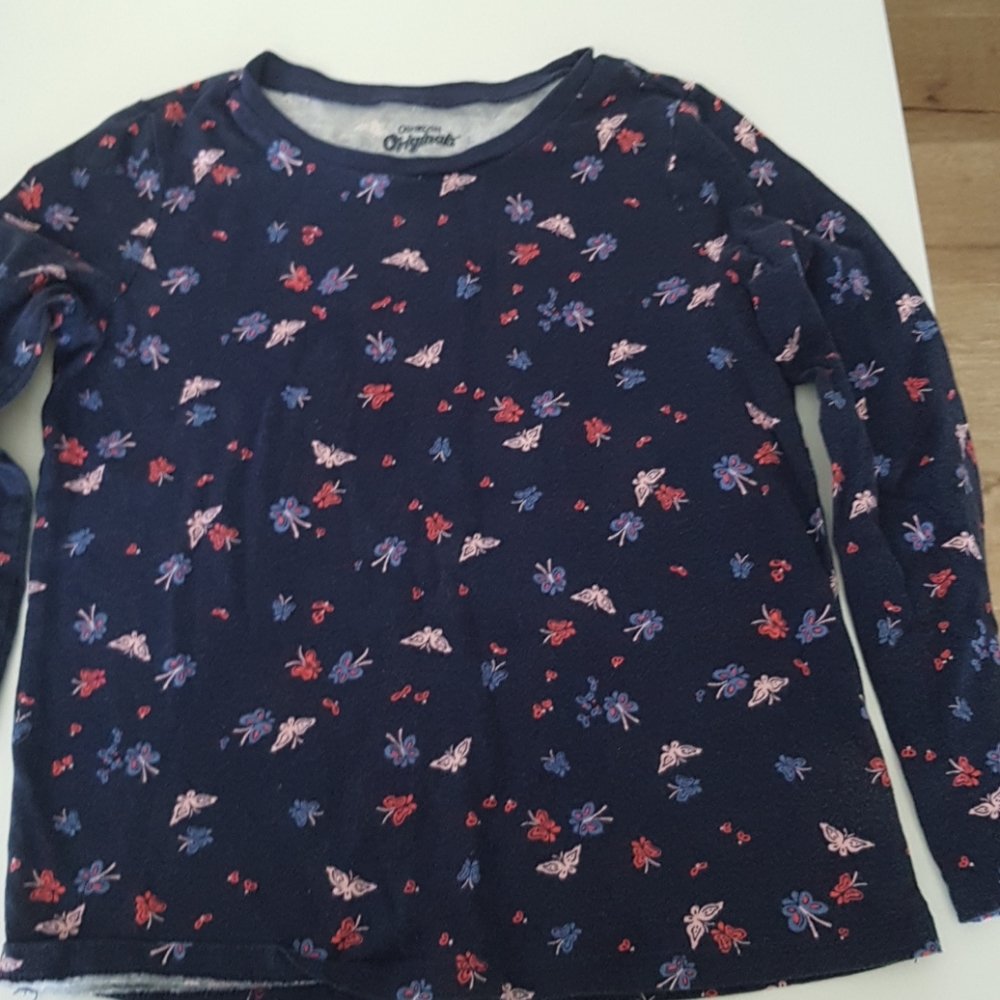 Long sleeved tee shirt